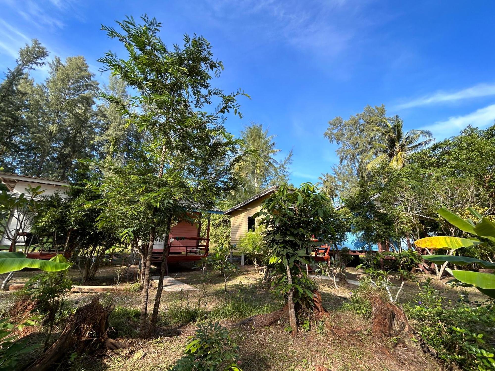 Neverland Beach Village Bungalows Ko Lanta Zewnętrze zdjęcie